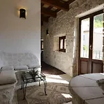 Ferienhaus Il Castelluccio Lecce nei Marsi